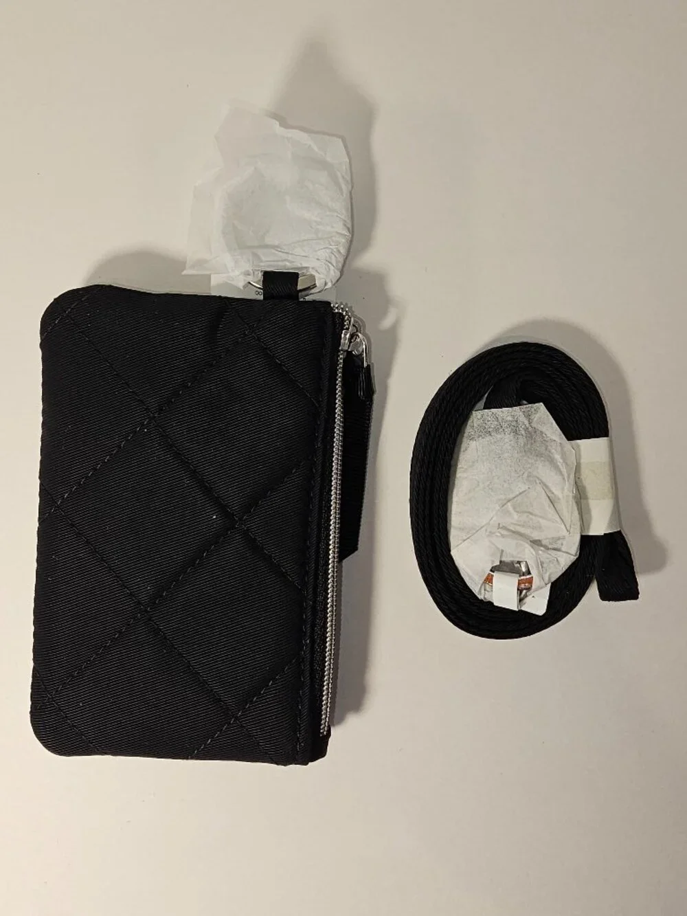 NWT Vera Bradley RFID Deluxe Zip ID Case Lanyard Black Wallet Keychain Classic